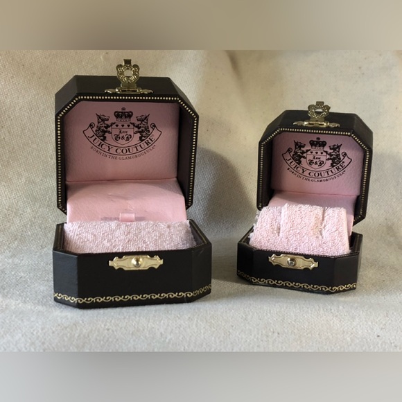 Juicy Couture Born in Glamorous USA Jewelry Presentation Boxes Lot of 2 - Picture 8 of 11